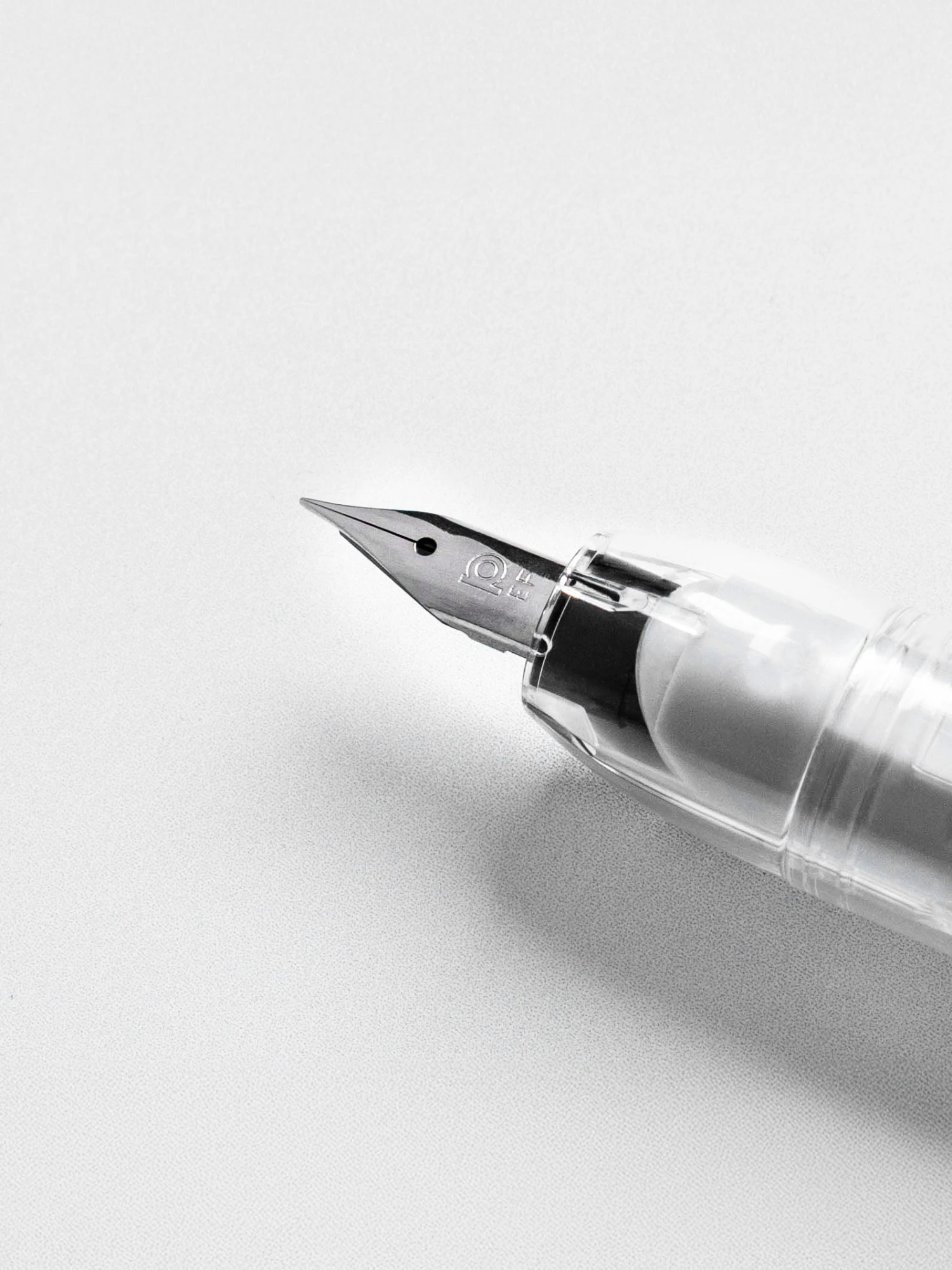 Platinum Curidas Fountain Pen | Prism Crystal | Extra Fine(Platinum Curidas Fountain Pen Prism Crystal Extra Fine) 4 Platinum Curidas Fountain Pen | Prism Crystal | Extra Fine(Platinum Curidas Fountain Pen Prism Crystal Extra Fine) - Image 4