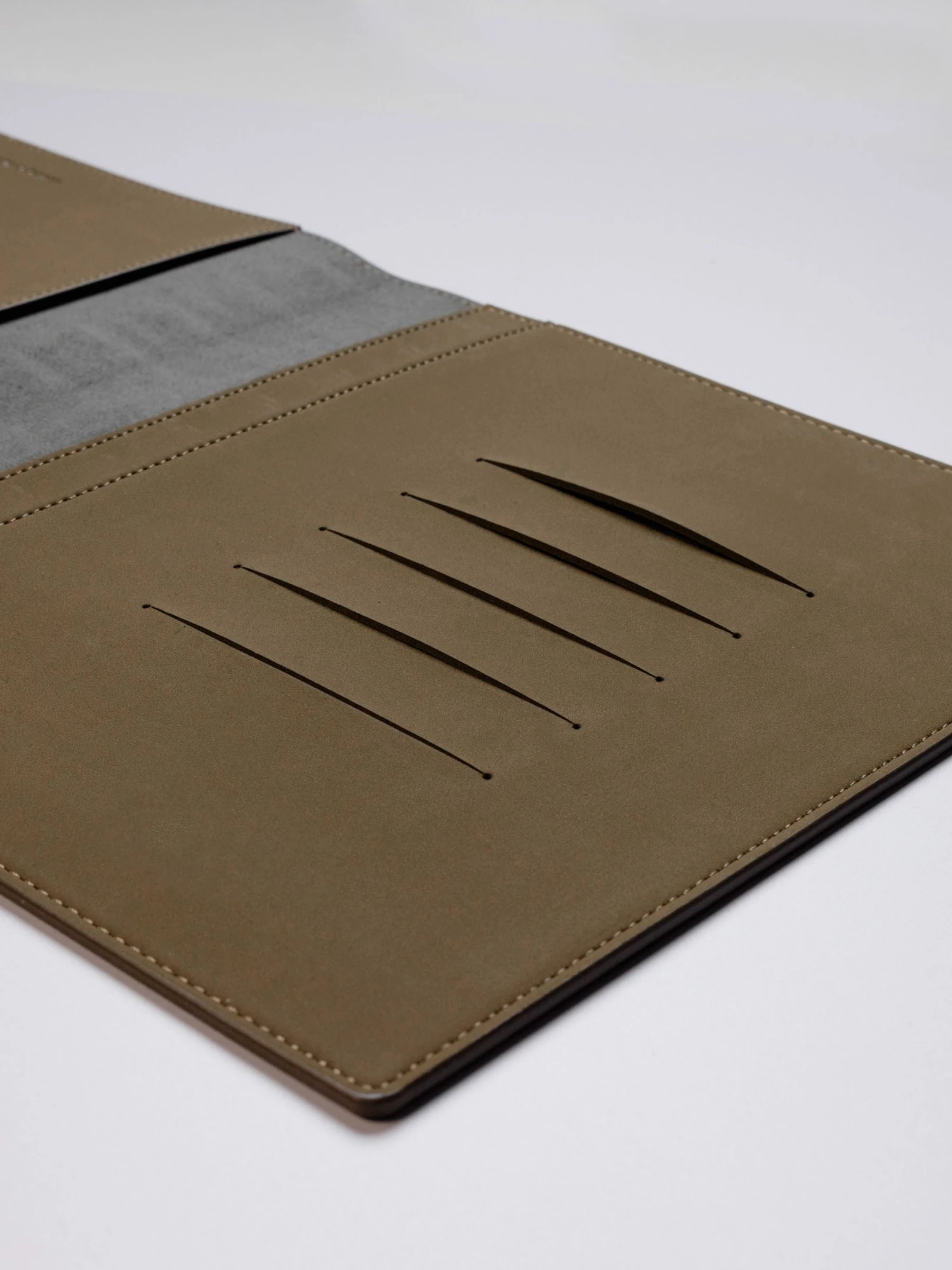 Vegan Leather Folio | Suede | HP Classic(Vegan Folio Suede Hp Classic) 3 Vegan Leather Folio | Suede | HP Classic(Vegan Folio Suede Hp Classic) - Image 3