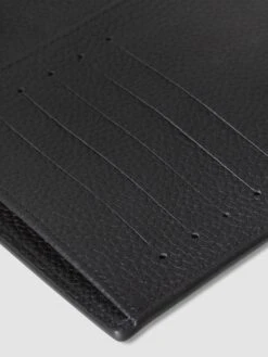 Foundations 6-Ring Leather Agenda | A5(Foundations 6 Ring Leather Agenda A5) 33 Foundations 6-Ring Leather Agenda | A5(Foundations 6 Ring Leather Agenda A5) -Cloth And Paper Shop Foundations 6 Ring Leather Agenda A5 Close Up Avante Garde CP 4