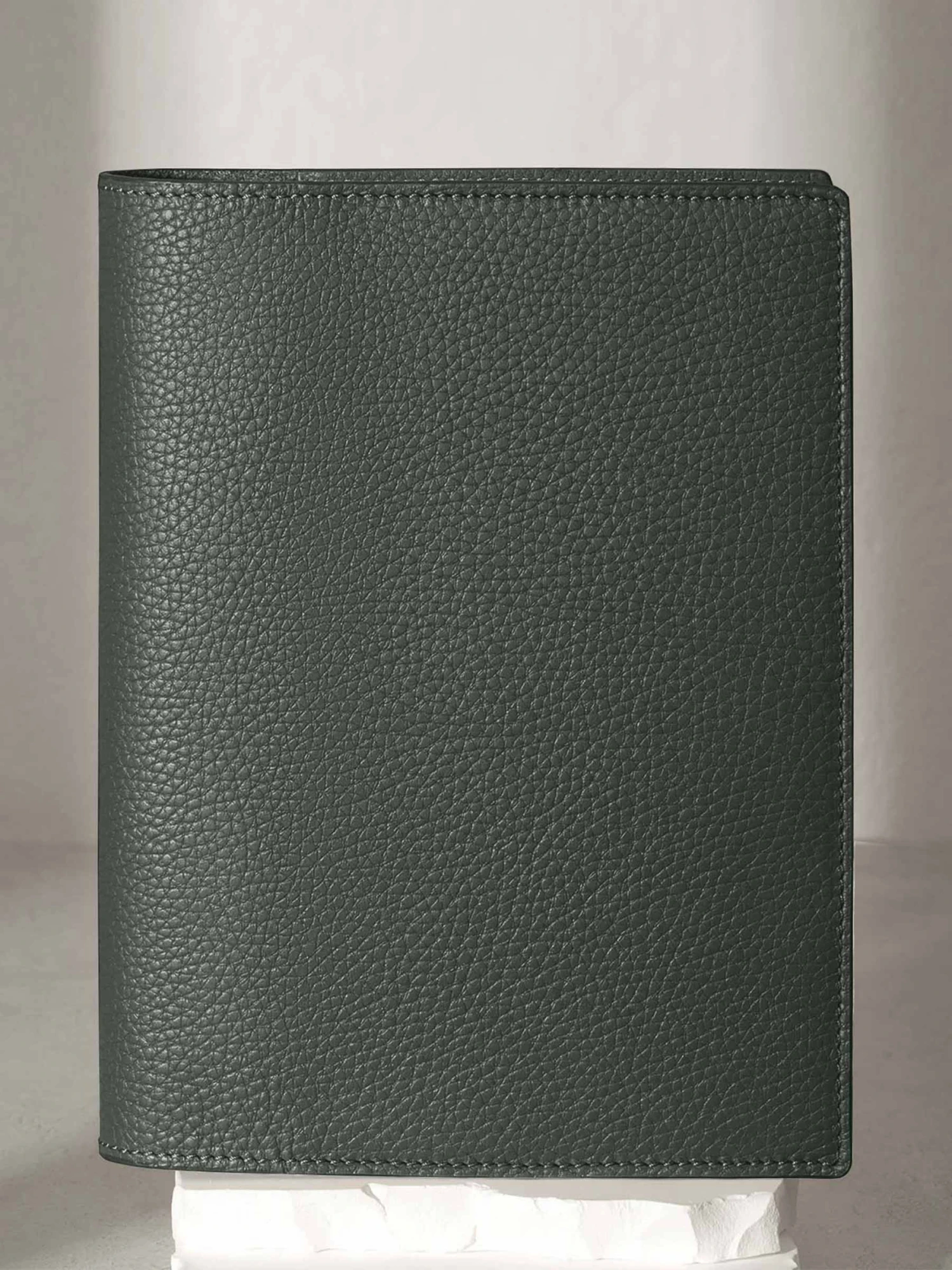 Heirloom Premium Leather Folio | Large(Heirloom Leather Folio Large) 13 Heirloom Premium Leather Folio | Large(Heirloom Leather Folio Large) - Image 13
