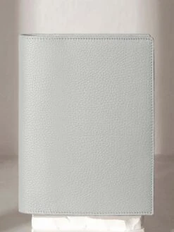 Heirloom Premium Leather Folio | Large(Heirloom Leather Folio Large) 37 Heirloom Premium Leather Folio | Large(Heirloom Leather Folio Large) -Cloth And Paper Shop Heirloom Premium Leather Folio Large Veleta Hero CP 1