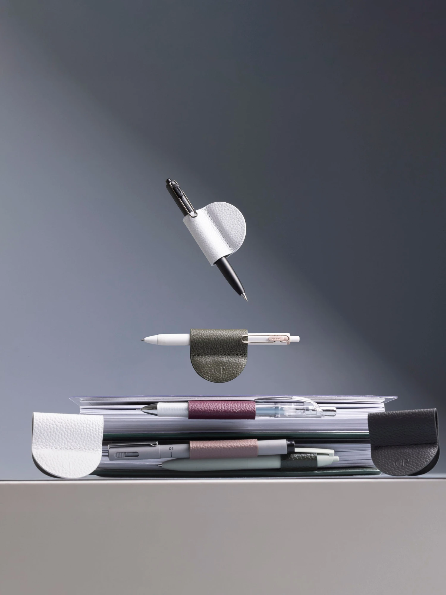 Leather ECLIPse Bookmark | Pen Holder(Eclipse Leather Bookmark Pen Holder) 3 Leather ECLIPse Bookmark | Pen Holder(Eclipse Leather Bookmark Pen Holder) - Image 3