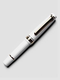 Sailor Pro Gear Slim Mini Fountain Pen | Medium Fine(Sailor Pro Gear Slim Mini Fountain Pen Medium Fine) 30 Sailor Pro Gear Slim Mini Fountain Pen | Medium Fine(Sailor Pro Gear Slim Mini Fountain Pen Medium Fine) -Cloth And Paper Shop Sailor Pro Gear Slim Mini FountainPen Medium Beni White 2
