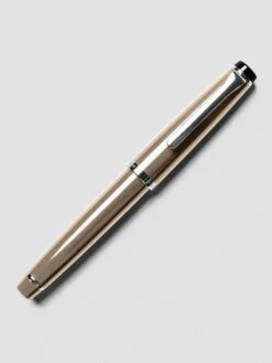 Sailor Lecoule Fountain Pen | Medium Fine(Sailor Lecoule Fountain Pen Medium Fine) 29 Sailor Lecoule Fountain Pen | Medium Fine(Sailor Lecoule Fountain Pen Medium Fine) -Cloth And Paper Shop Sailor Recle Fountain Pen Medium Safari Beige 1